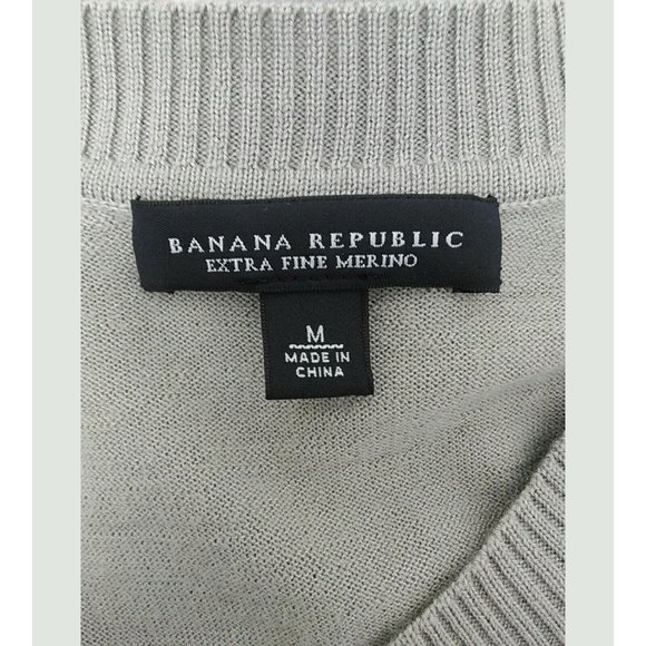 Banana Republic Medium Cardigan Sweater Beige Long Sleeve Merino Wool - Picture 4 of 4